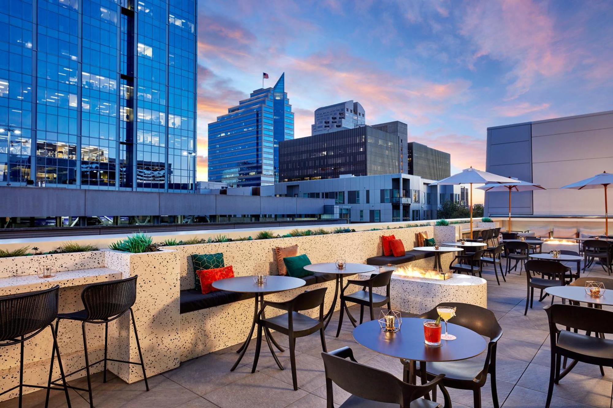 Отель Hyatt Centric Sacramento Downtown Экстерьер фото
